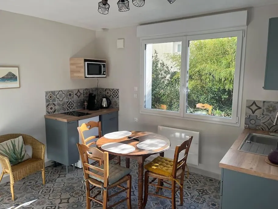 Apartment Le Safran - Appartement Chaleureux Langueux